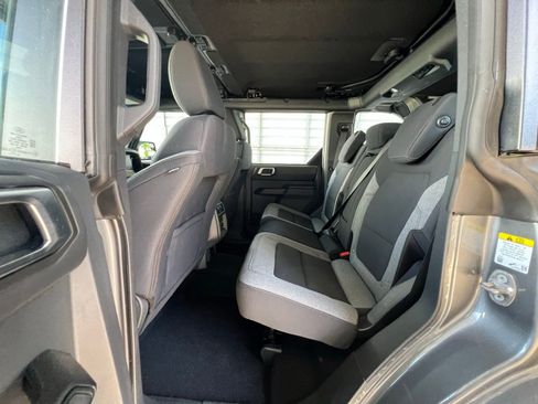 Used 2025 Ford Bronco 4-Door AWD/4WD image 18