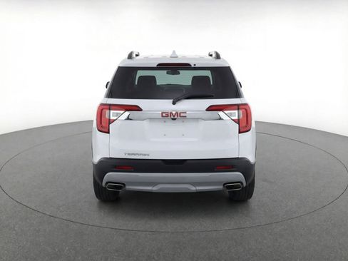 Used 2023 GMC Acadia SLT image 7