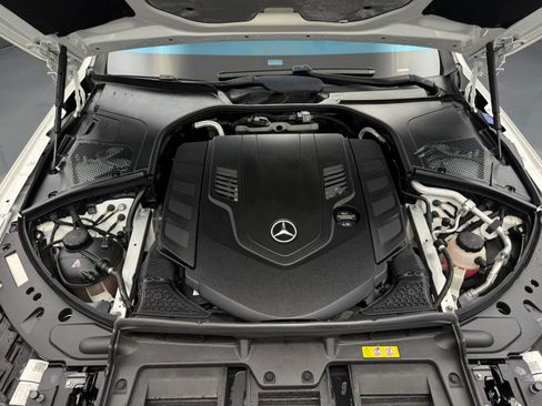 Used 2023 Mercedes-Benz S 580 4MATIC Sedan w/ AMG Line image 16