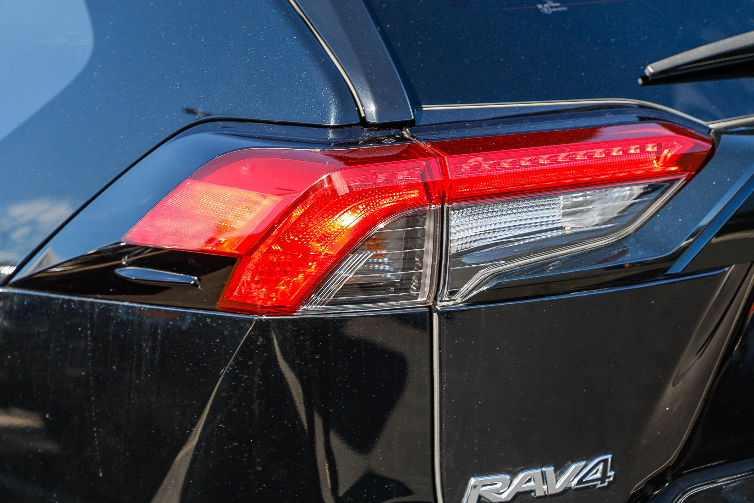 Used 2020 Toyota RAV4 XLE w/ Convenience Package AWD/4WD image 23