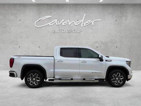 Used 2024 GMC Sierra 1500 SLT AWD/4WD image 18