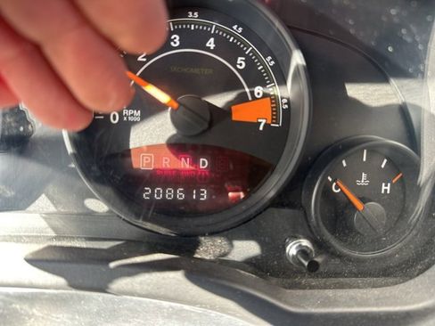 Used 2016 Jeep Compass Sport w/ Power Value Group image 13