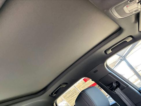 Certified 2025 Audi Q3 2.0T Premium w/ Convenience Package image 12