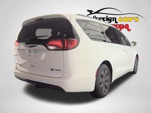 Used 2020 Chrysler Pacifica Limited w/ Quick Oder Package 2EV RED-S image 3