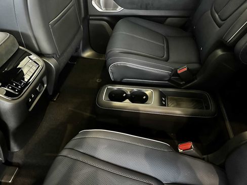 New 2026 INFINITI QX80 SPORT w/ Sport Exterior Package image 9