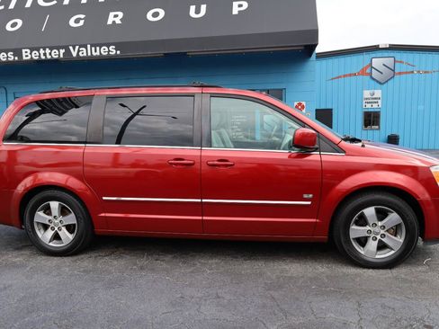 Used 2009 Dodge Grand Caravan SXT FWD image 5