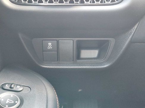 Used 2024 Honda HR-V Sport image 21