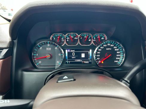 Used 2018 Chevrolet Suburban Premier AWD/4WD image 5