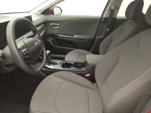Used 2025 Kia K4 FWD image 17