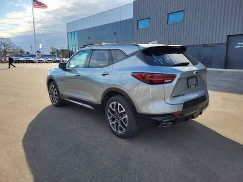 Certified 2025 Chevrolet Blazer RS w/ Enhanced Convenience Package image 5