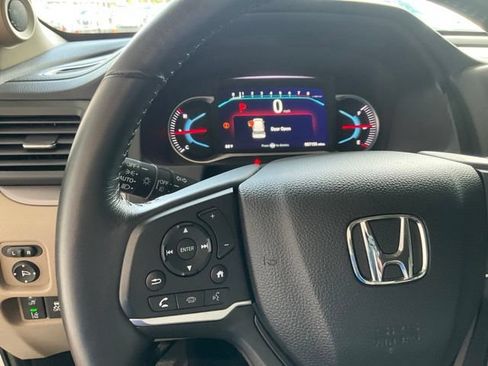 Used 2020 Honda Pilot EX-L image 11