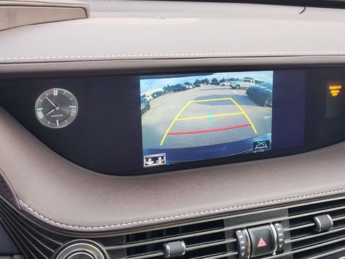 Certified 2020 Lexus LS 500 w/ Accessory Package (Z2) RWD image 10