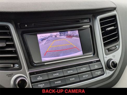 Used 2016 Hyundai Tucson Sport image 6