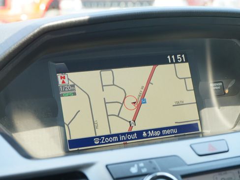 Used 2015 Honda Odyssey Touring Elite image 21
