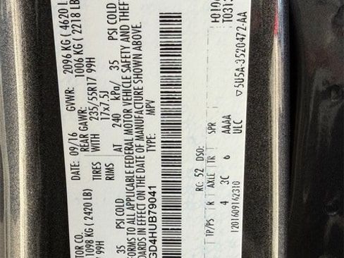 Used 2017 Ford Escape SE image 30