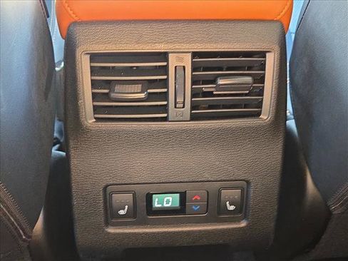 Used 2024 Mitsubishi Outlander SEL FWD image 17