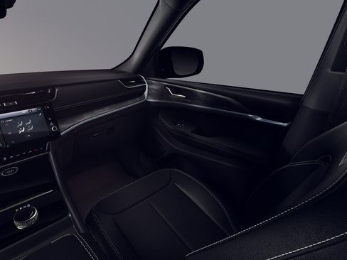 New 2026 Jeep Grand Cherokee Laredo X image 7