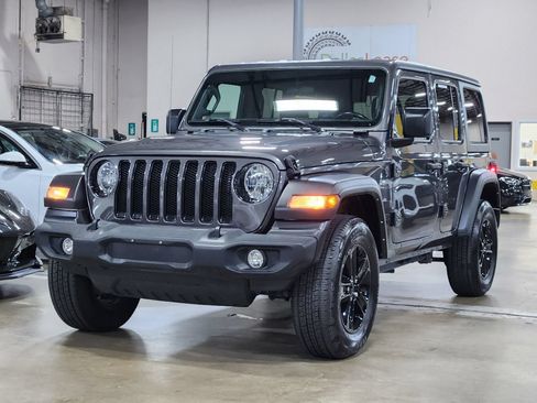 Used 2021 Jeep Wrangler Unlimited Sport AWD/4WD image 4