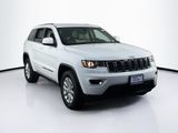 Used 2022 Jeep Grand Cherokee Laredo E w/ Security & Convenience Group image 3