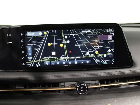 Used 2024 Nissan Ariya FWD image 8