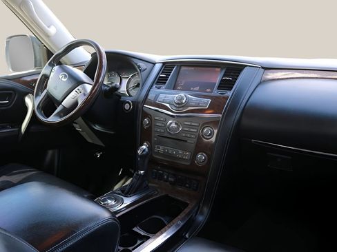 Used 2017 INFINITI QX80 2WD image 21