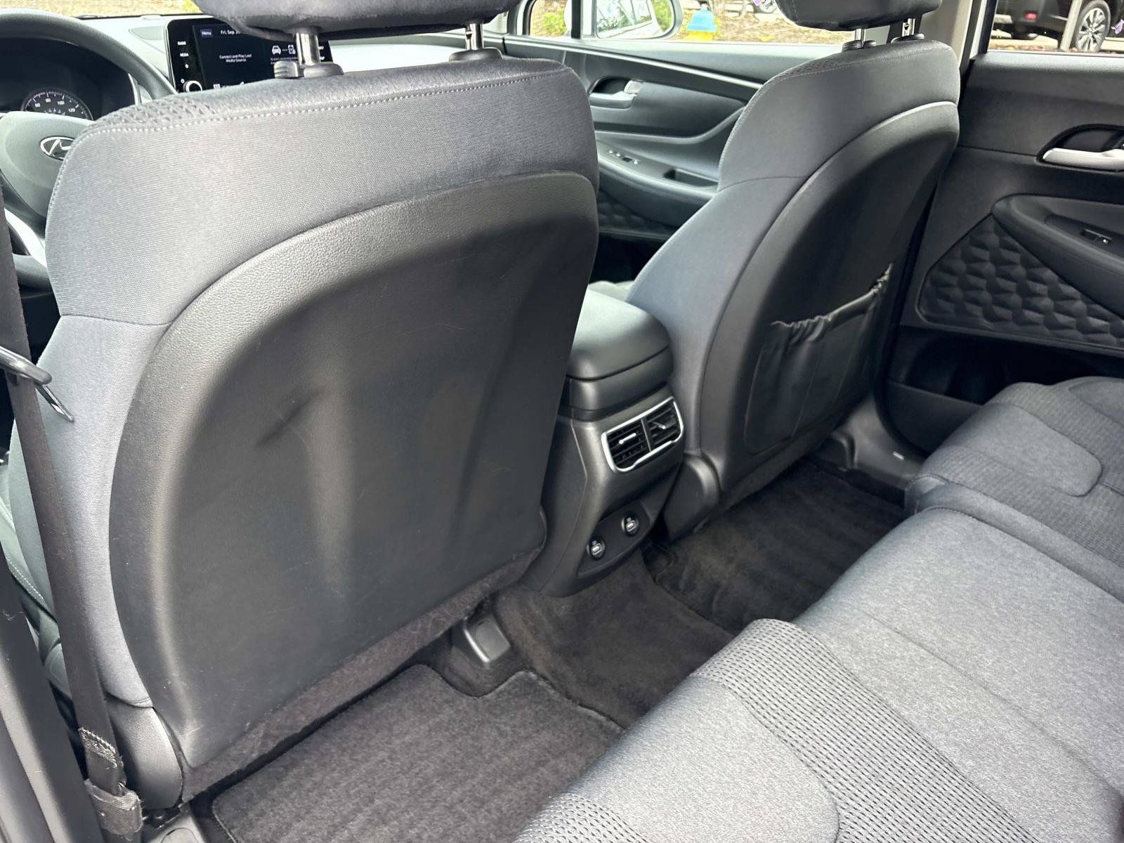 Used 2022 Hyundai Santa Fe SE FWD image 28