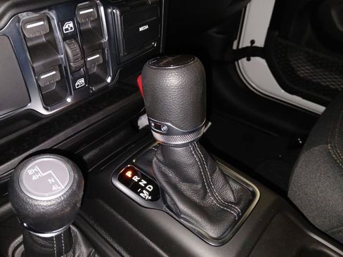 New 2026 Jeep Gladiator Sport AWD/4WD image 22