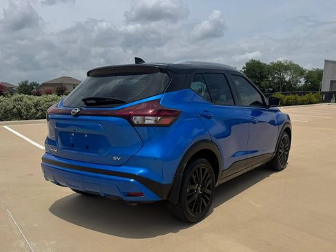 Used 2023 Nissan Kicks SV FWD image 4