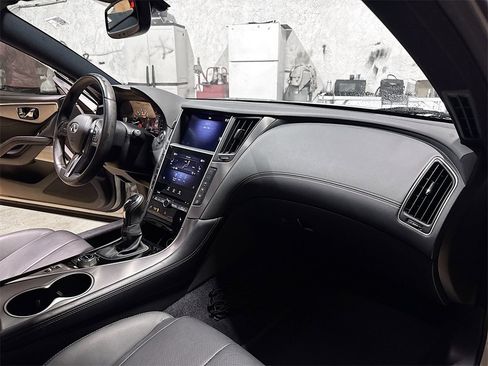 Used 2022 INFINITI Q60 3.0t Luxe w/ Style Package image 26