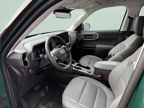 Certified 2025 Ford Bronco Sport Badlands AWD/4WD image 4