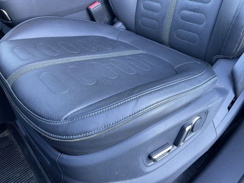 Used 2022 Rivian R1T Launch Edition image 22