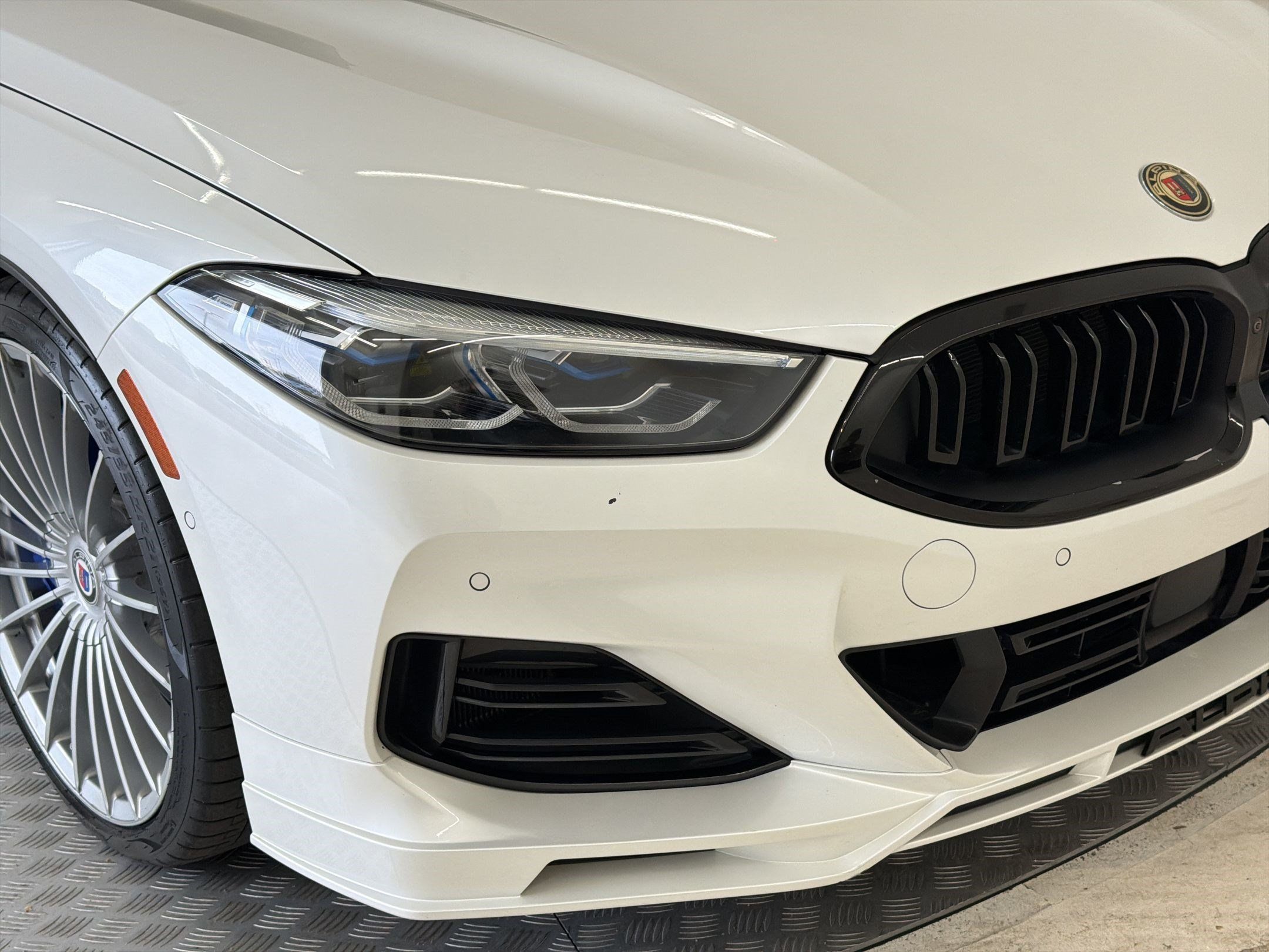 Used 2023 BMW ALPINA B8 xDrive Gran Coupe AWD/4WD image 11