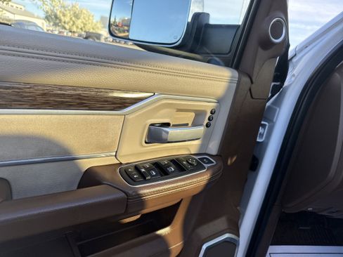 Used 2020 RAM 2500 Laramie AWD/4WD image 10