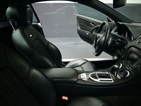 Used 2009 Mercedes-Benz SL 63 AMG image 56