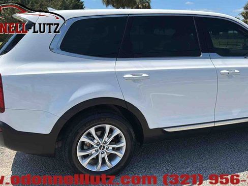 Used 2022 Kia Telluride LX AWD/4WD image 8