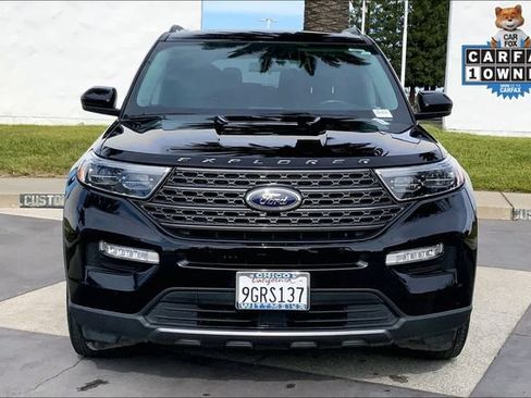 Used 2022 Ford Explorer XLT w/ Equipment Group 202A AWD/4WD image 3