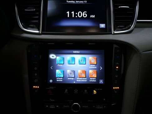 Used 2024 INFINITI QX50 Luxe image 19