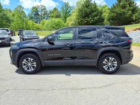 Used 2025 Chevrolet Equinox LT AWD/4WD image 5