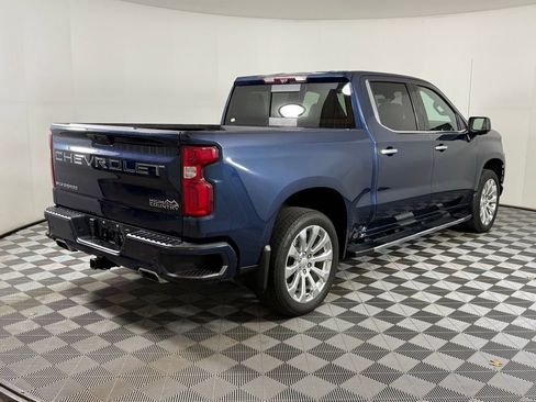 Used 2021 Chevrolet Silverado 1500 High Country w/ Technology Package image 11