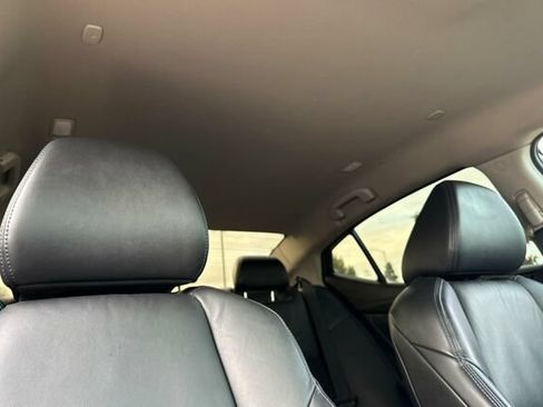 Used 2017 Nissan Maxima SR w/ Midnight Edition FWD image 16