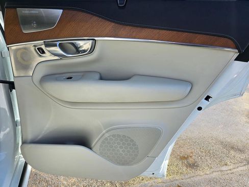 Used 2020 Volvo XC90 T6 Inscription w/ Protection Package Premier image 27