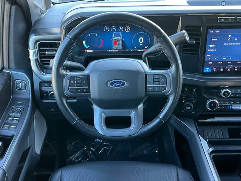 Used 2023 Ford F250 Lariat w/ FX4 Off-Road Package image 17