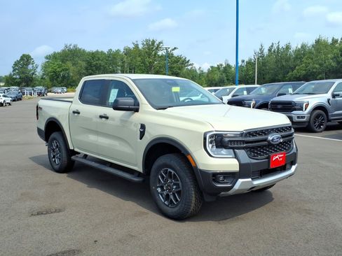 New 2025 Ford Ranger XLT w/ FX4 Off-Road Package AWD/4WD image 4