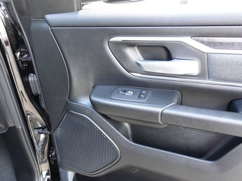 Used 2023 RAM 1500 Big Horn AWD/4WD image 34