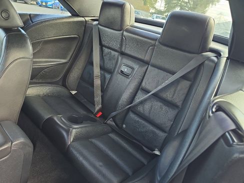 Used 2013 Volkswagen Eos Executive image 16