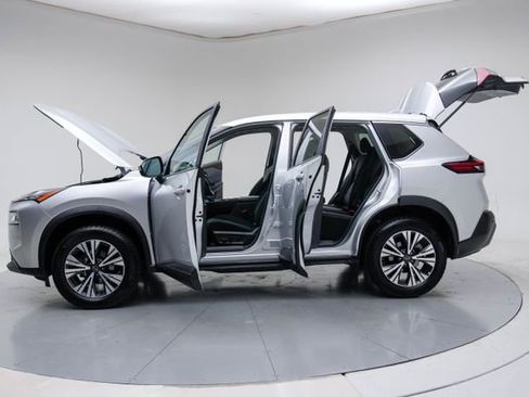 Used 2023 Nissan Rogue SV AWD/4WD image 19