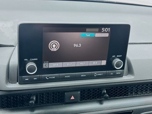 Used 2024 Honda CR-V LX image 11