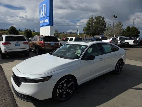 New 2026 Honda Accord SE image 1