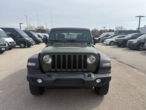 Used 2021 Jeep Wrangler Sport image 2