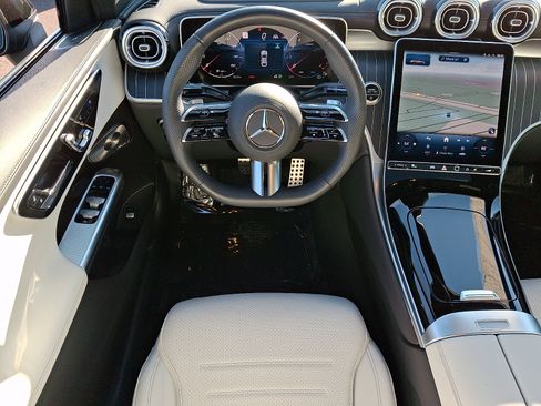Certified 2025 Mercedes-Benz GLC 300 4MATIC image 11